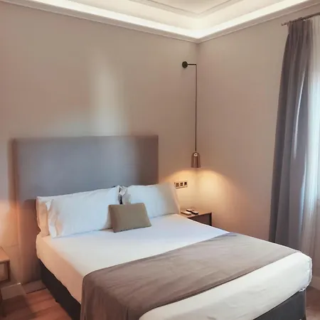 Real By Recordis Hotel