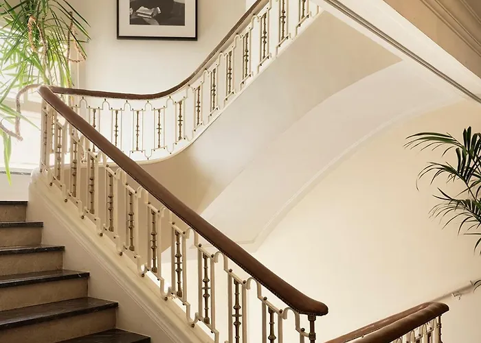 Готель Real By Recordis