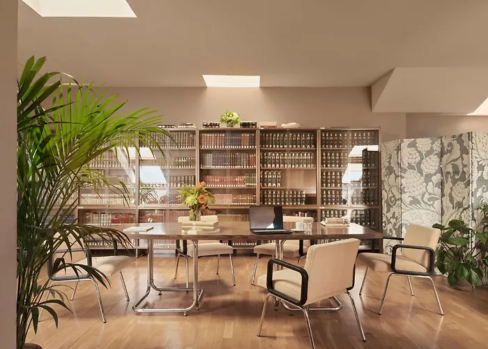 Real By Recordis Готель Сеговія