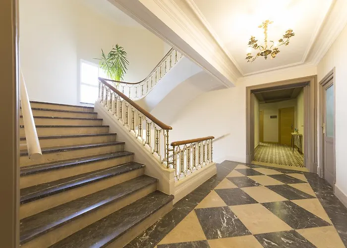 Готель Real By Recordis